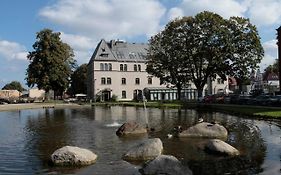 Lofty Kampus Garnizon